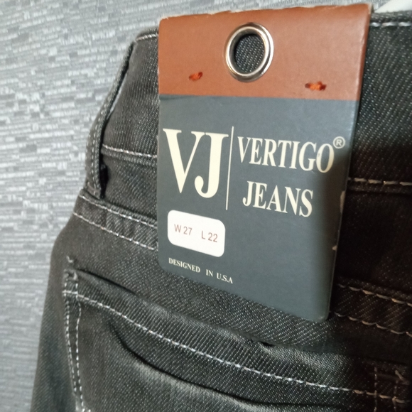 NWT Grey Capris - Picture 7 of 10